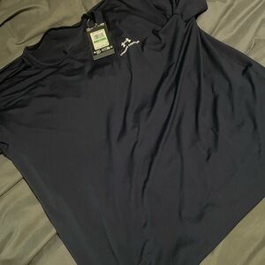 Women’s XL NWT Under Armour Navy Blue Performance Tee with White Logo